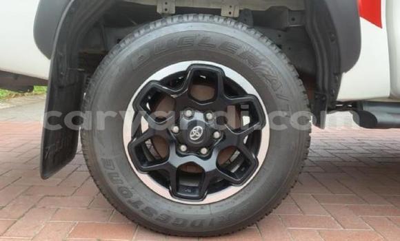 Tenga Tsaru Toyota Hiluxe Revo Chena Mota in Chilanga in Lusaka Tenga Tsaru Toyota Hiluxe Revo Chena Mota in Chilanga in Lusaka