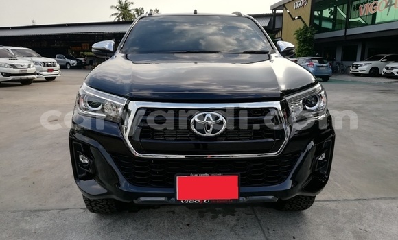 Buy Used Toyota Hiluxe Revo Black Car in Chilanga in Lusaka Buy Used Toyota Hiluxe Revo Black Car in Chilanga in Lusaka