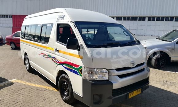 Tenga Tsaru Toyota Granvia Chena Mota in Chilanga in Lusaka Tenga Tsaru Toyota Granvia Chena Mota in Chilanga in Lusaka