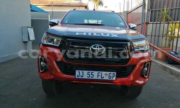 Tenga Tsaru Toyota Hilux Tsvuku Mota in Chilanga in Lusaka Tenga Tsaru Toyota Hilux Tsvuku Mota in Chilanga in Lusaka