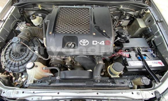 Acheter Occasion Voiture Toyota Hilux Gris à Livingstone, Zambie Acheter Occasion Voiture Toyota Hilux Gris à Livingstone, Zambie