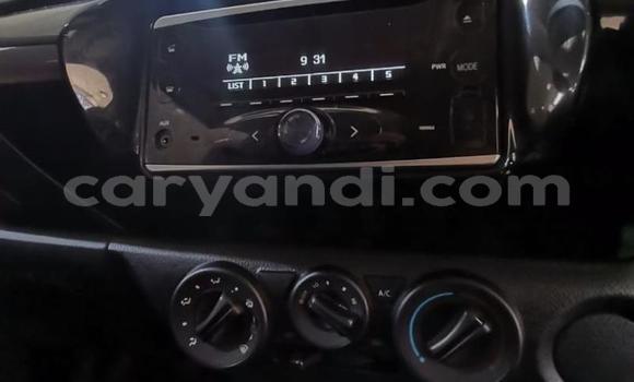 Acheter Occasion Voiture Toyota Hilux Blanc à Livingstone, Zambie Acheter Occasion Voiture Toyota Hilux Blanc à Livingstone, Zambie