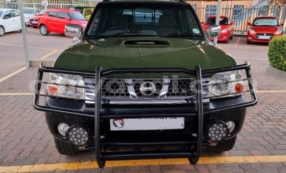 Nunua Ilio tumika Nissan NP 300 Kijani Gari ndani ya Livingstone nchini Zambia Nunua Ilio tumika Nissan NP 300 Kijani Gari ndani ya Livingstone nchini Zambia