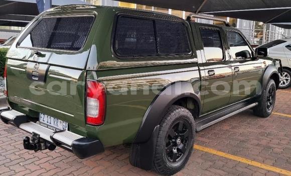 Nunua Ilio tumika Nissan NP 300 Kijani Gari ndani ya Livingstone nchini Zambia Nunua Ilio tumika Nissan NP 300 Kijani Gari ndani ya Livingstone nchini Zambia