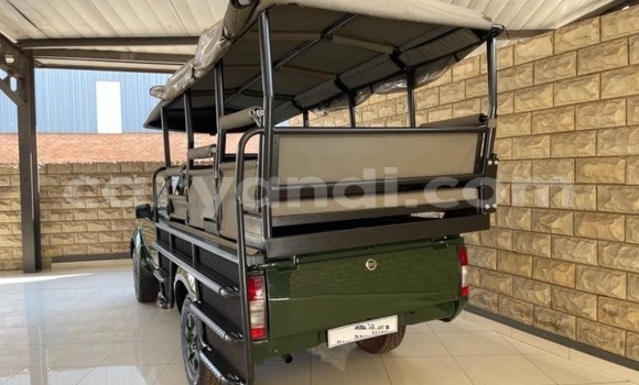 Tenga Tsaru Nissan NP 300 Girinhi Mota in Livingstone in Zambia Tenga Tsaru Nissan NP 300 Girinhi Mota in Livingstone in Zambia