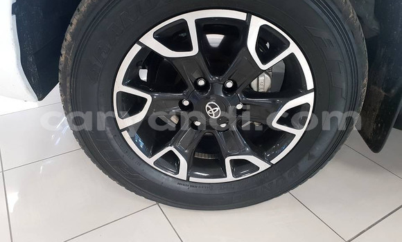 Tenga Tsaru Toyota Hilux Chena Mota in Chilanga in Lusaka Tenga Tsaru Toyota Hilux Chena Mota in Chilanga in Lusaka