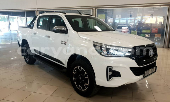 Tenga Tsaru Toyota Hilux Chena Mota in Chilanga in Lusaka Tenga Tsaru Toyota Hilux Chena Mota in Chilanga in Lusaka