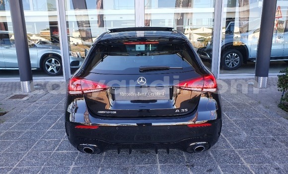 Acheter Occasion Voiture Mercedes-Benz GLC 250D Noir à Chilanga, Lusaka Acheter Occasion Voiture Mercedes-Benz GLC 250D Noir à Chilanga, Lusaka