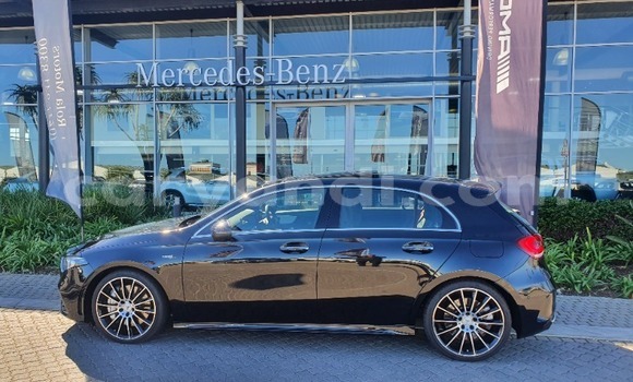 Buy Used Mercedes-Benz GLC 250D Black Car in Chilanga in Lusaka Buy Used Mercedes-Benz GLC 250D Black Car in Chilanga in Lusaka