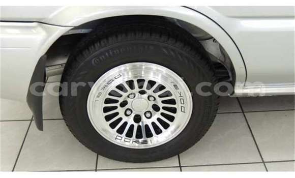 Nunua Ilio tumika Toyota Tacoma Fedha Gari ndani ya Livingstone nchini Zambia Nunua Ilio tumika Toyota Tacoma Fedha Gari ndani ya Livingstone nchini Zambia