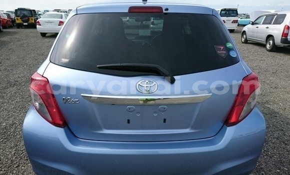 Tenga Tsaru Toyota Vitz Bhuruu Mota in Livingstone in Zambia Tenga Tsaru Toyota Vitz Bhuruu Mota in Livingstone in Zambia