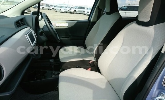 Tenga Tsaru Toyota Vitz Bhuruu Mota in Livingstone in Zambia Tenga Tsaru Toyota Vitz Bhuruu Mota in Livingstone in Zambia