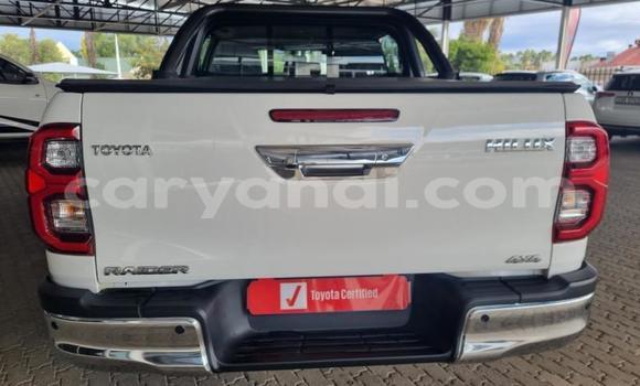 Buy Used Toyota Hilux White Car in Lusaka in Zambia Buy Used Toyota Hilux White Car in Lusaka in Zambia