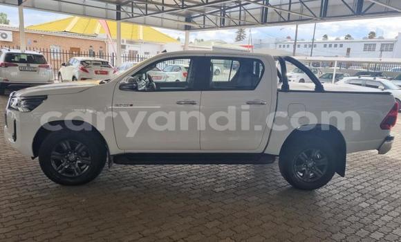 Buy Used Toyota Hilux White Car in Lusaka in Zambia Buy Used Toyota Hilux White Car in Lusaka in Zambia