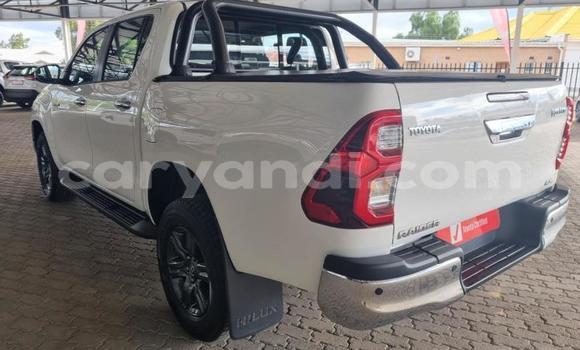Buy Used Toyota Hilux White Car in Lusaka in Zambia Buy Used Toyota Hilux White Car in Lusaka in Zambia