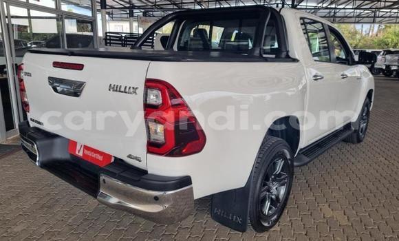 Buy Used Toyota Hilux White Car in Lusaka in Zambia Buy Used Toyota Hilux White Car in Lusaka in Zambia