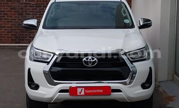 Buy Used Toyota Hilux White Car in Lusaka in Zambia Buy Used Toyota Hilux White Car in Lusaka in Zambia