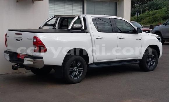 Buy Used Toyota Hilux White Car in Lusaka in Zambia Buy Used Toyota Hilux White Car in Lusaka in Zambia