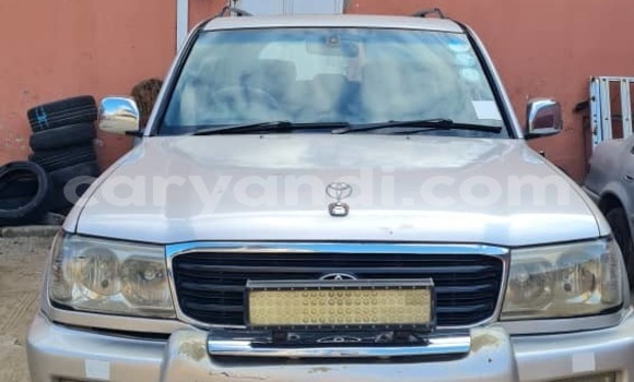 Nunua Ilio tumika Toyota Land Cruiser Fedha Gari ndani ya Lusaka nchini Zambia