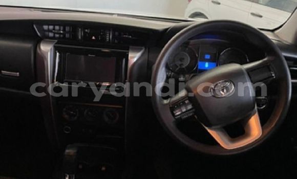 Buy Used Toyota Fortuner White Car in Livingstone in Zambia Buy Used Toyota Fortuner White Car in Livingstone in Zambia