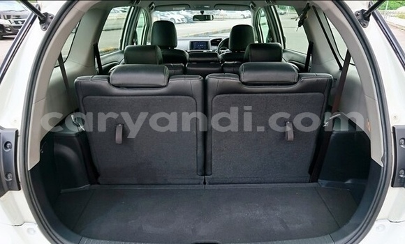 Acheter Occasion Voiture Toyota Wish Blanc à Livingstone, Zambie Acheter Occasion Voiture Toyota Wish Blanc à Livingstone, Zambie