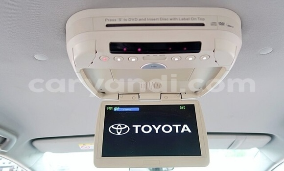 Acheter Occasion Voiture Toyota Wish Blanc à Livingstone, Zambie Acheter Occasion Voiture Toyota Wish Blanc à Livingstone, Zambie