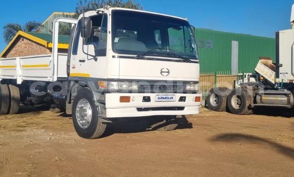 Buy Used Hino Ranger White Truck in Chilanga in Lusaka Buy Used Hino Ranger White Truck in Chilanga in Lusaka