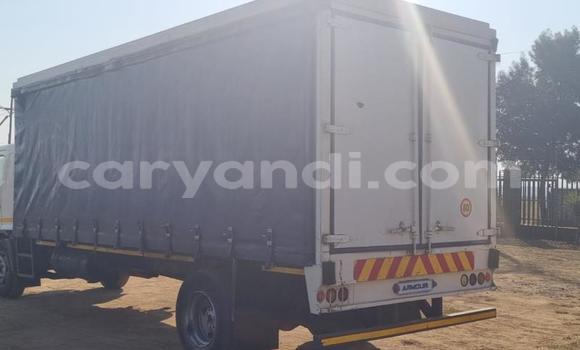 Buy Used Hino Ranger White Truck in Chilanga in Lusaka Buy Used Hino Ranger White Truck in Chilanga in Lusaka