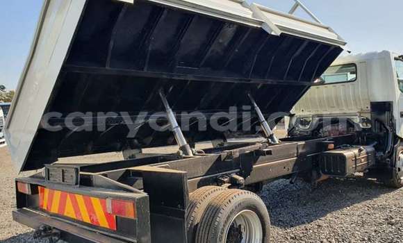 Buy Used Hino Ranger White Truck in Chilanga in Lusaka Buy Used Hino Ranger White Truck in Chilanga in Lusaka