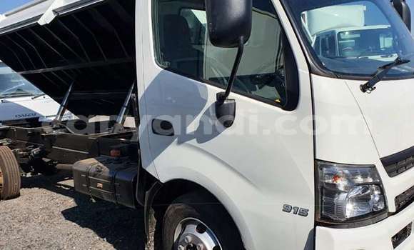 Buy Used Hino Ranger White Truck in Chilanga in Lusaka Buy Used Hino Ranger White Truck in Chilanga in Lusaka