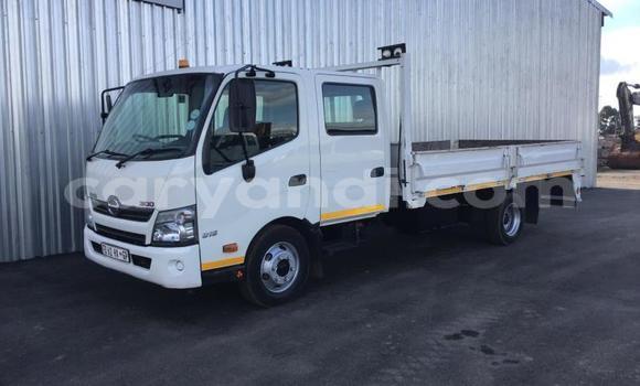 Buy Used Hino Ranger White Truck in Chilanga in Lusaka Buy Used Hino Ranger White Truck in Chilanga in Lusaka