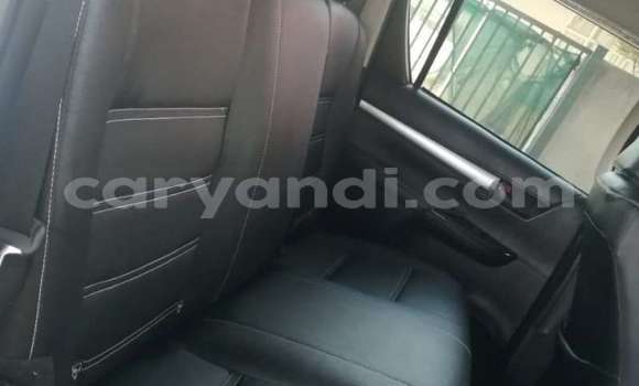 Buy Used Toyota Hilux White Car in Chilanga in Lusaka Buy Used Toyota Hilux White Car in Chilanga in Lusaka