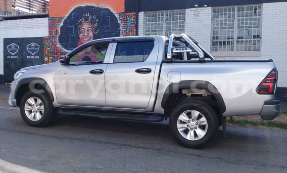 Buy Used Toyota Hilux Silver Car in Chilanga in Lusaka Buy Used Toyota Hilux Silver Car in Chilanga in Lusaka