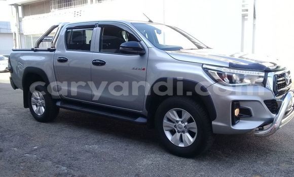 Nunua Ilio tumika Toyota Hilux Fedha Gari ndani ya Chilanga nchini Lusaka Nunua Ilio tumika Toyota Hilux Fedha Gari ndani ya Chilanga nchini Lusaka
