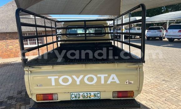 Buy Used Toyota Land Cruiser Beige Car in Lusaka in Zambia Buy Used Toyota Land Cruiser Beige Car in Lusaka in Zambia