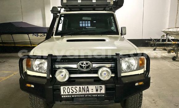 Buy Used Toyota Land Cruiser White Car in Lusaka in Zambia Buy Used Toyota Land Cruiser White Car in Lusaka in Zambia