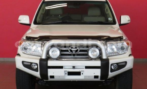 Acheter Occasion Voiture Toyota Land Cruiser Blanc à Livingstone, Zambie