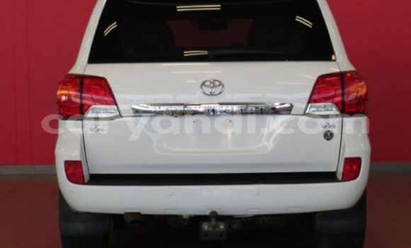 Tenga Tsaru Toyota Land Cruiser Chena Mota in Livingstone in Zambia Tenga Tsaru Toyota Land Cruiser Chena Mota in Livingstone in Zambia