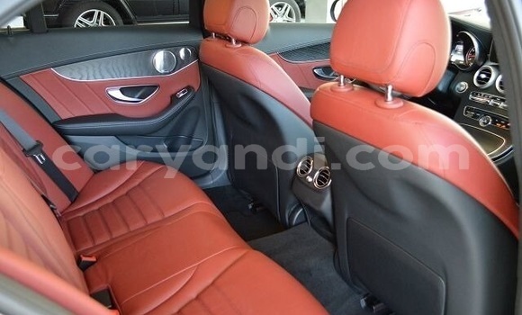 Nunua Ilio tumika Mercedes‒Benz C-klasse AMG Nyeusi Gari ndani ya Livingstone nchini Zambia Nunua Ilio tumika Mercedes‒Benz C-klasse AMG Nyeusi Gari ndani ya Livingstone nchini Zambia