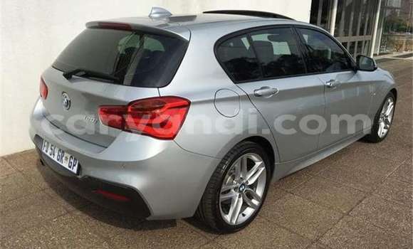 Acheter Occasion Voiture BMW 1–Series Gris à Livingstone, Zambie Acheter Occasion Voiture BMW 1–Series Gris à Livingstone, Zambie