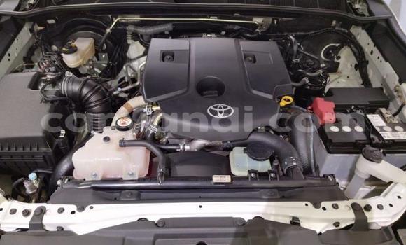 Acheter Occasion Voiture Toyota Fortuner Blanc à Livingstone, Zambie Acheter Occasion Voiture Toyota Fortuner Blanc à Livingstone, Zambie