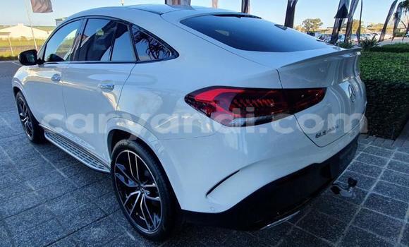 Acheter Occasion Voiture Mercedes‒Benz G-klasse AMG Blanc à Livingstone, Zambie Acheter Occasion Voiture Mercedes‒Benz G-klasse AMG Blanc à Livingstone, Zambie