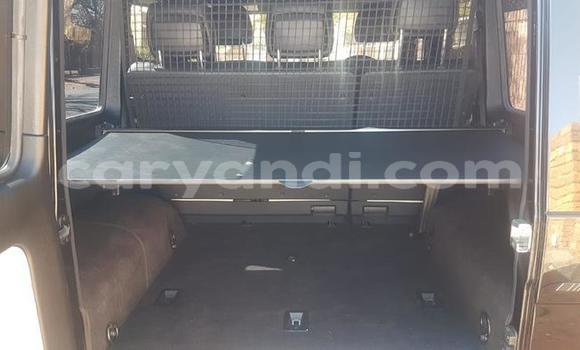 Nunua Ilio tumika Brabus ML 63 Biturbo Nyeusi Gari ndani ya Chilanga nchini Lusaka Nunua Ilio tumika Brabus ML 63 Biturbo Nyeusi Gari ndani ya Chilanga nchini Lusaka