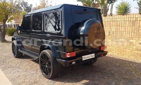 Nunua Ilio tumika Brabus ML 63 Biturbo Nyeusi Gari ndani ya Chilanga nchini Lusaka Nunua Ilio tumika Brabus ML 63 Biturbo Nyeusi Gari ndani ya Chilanga nchini Lusaka