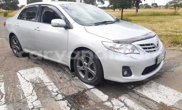Nunua Ilio tumika Toyota Corolla Fedha Gari ndani ya Lusaka nchini Zambia Nunua Ilio tumika Toyota Corolla Fedha Gari ndani ya Lusaka nchini Zambia