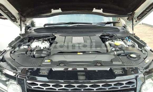 Acheter Occasion Voiture Range Rover Evoque Blanc à Chilanga, Lusaka Acheter Occasion Voiture Range Rover Evoque Blanc à Chilanga, Lusaka