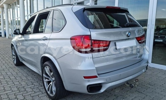 Nunua Ilio tumika BMW X5 Fedha Gari ndani ya Livingstone nchini Zambia Nunua Ilio tumika BMW X5 Fedha Gari ndani ya Livingstone nchini Zambia