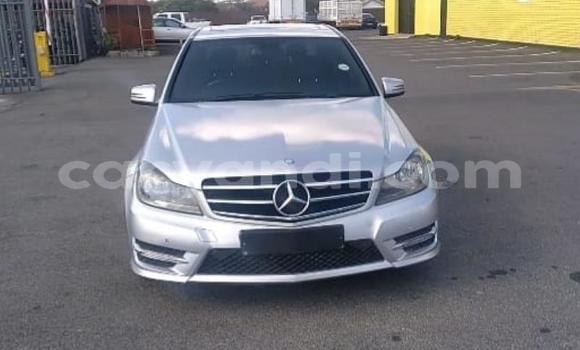 Acheter Occasion Voiture Mercedes‒Benz C-klasse AMG Gris à Livingstone, Zambie Acheter Occasion Voiture Mercedes‒Benz C-klasse AMG Gris à Livingstone, Zambie