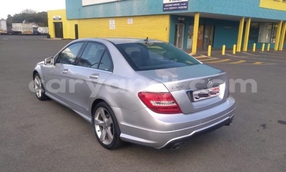 Acheter Occasion Voiture Mercedes‒Benz C-klasse AMG Gris à Livingstone, Zambie Acheter Occasion Voiture Mercedes‒Benz C-klasse AMG Gris à Livingstone, Zambie