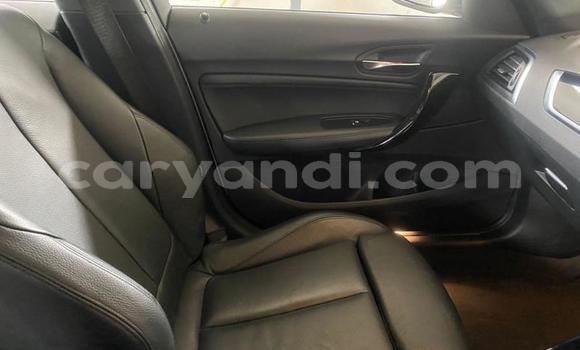 Acheter Occasion Voiture BMW 1-Series Blanc à Livingstone, Zambie Acheter Occasion Voiture BMW 1-Series Blanc à Livingstone, Zambie